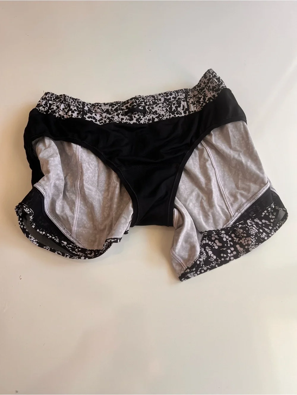 lululemon athletica lululemon hotty